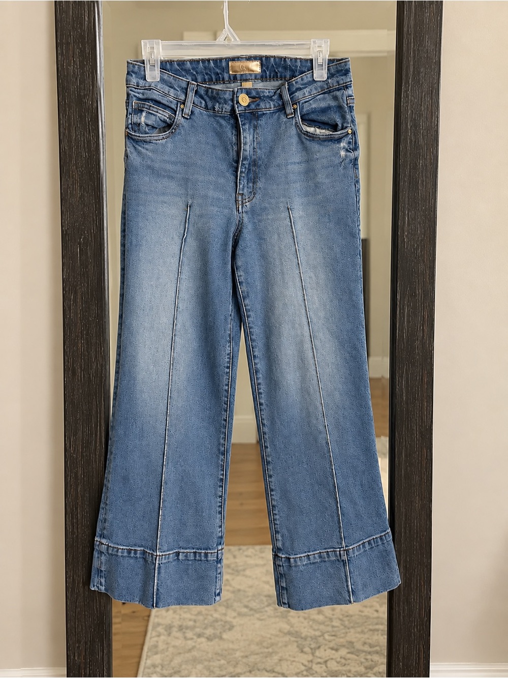 Kut from the Kloth High Rise Wide-Leg Jeans with Front Seams